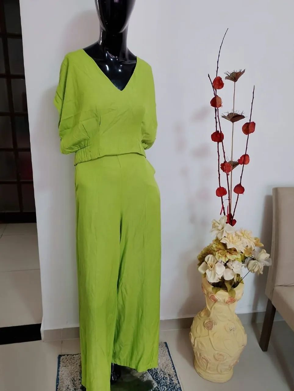 Lindo conjunto de alfaiataria na cor verde - Foto 3