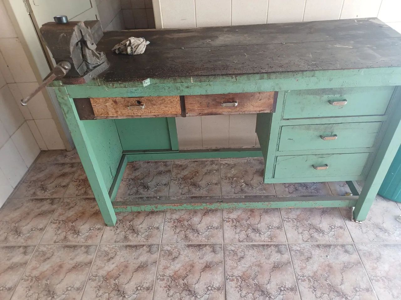 Bancada de Trabalho com Morsa