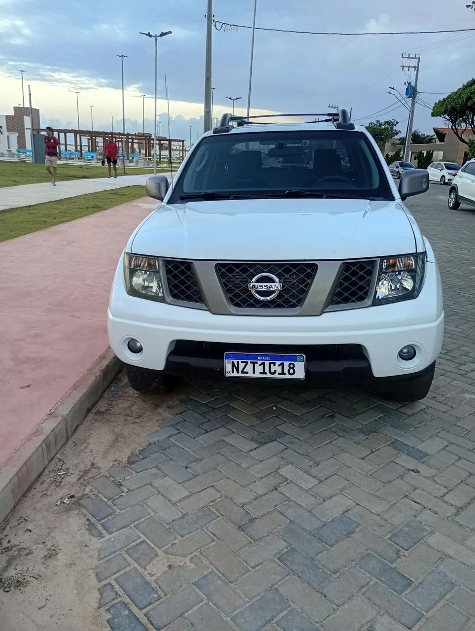 Nissan Frontier SE Attack CD 4X2 2.5 TB Diesel 2013