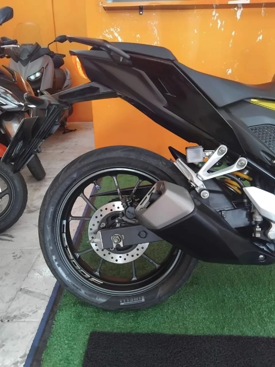 Cb300f ABS 2024 - Foto 3