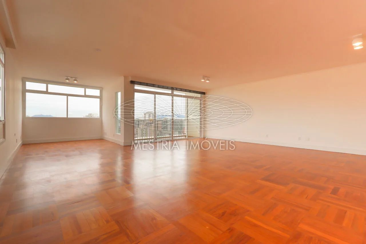 Apto moderno e clean com 3 dormitórios (1 suíte), varanda com deck e vista espetacular! - Foto 3