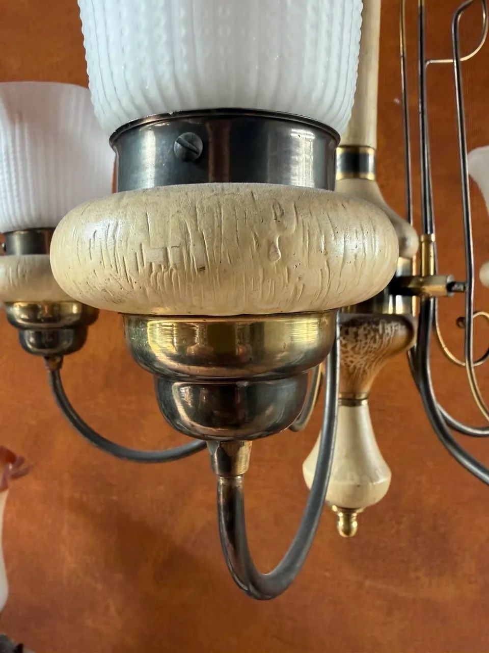 Lustre estilo dinamarques 5 braços - Foto 3