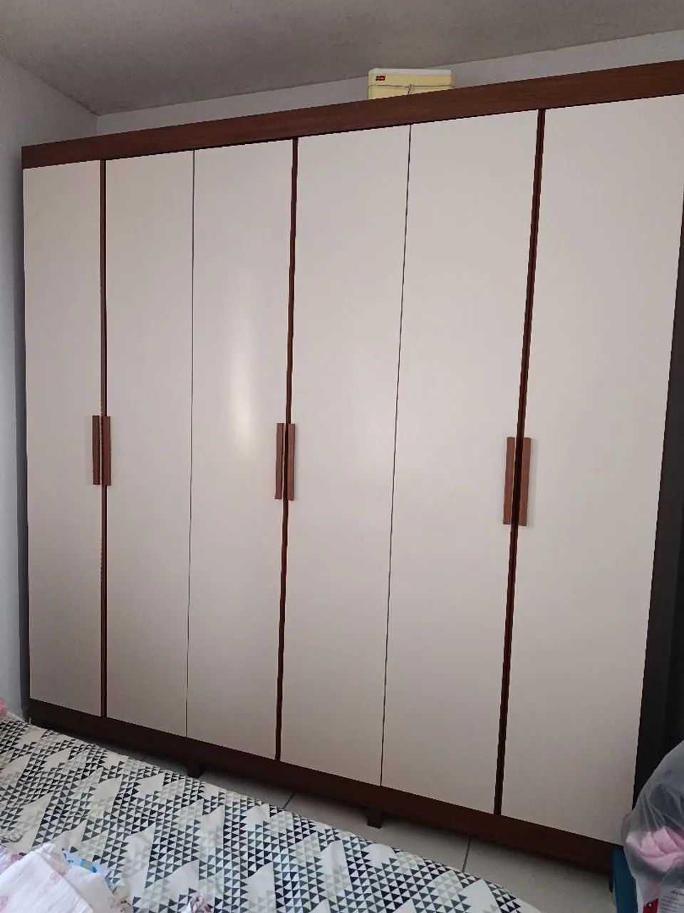 Guarda-roupa de casal 