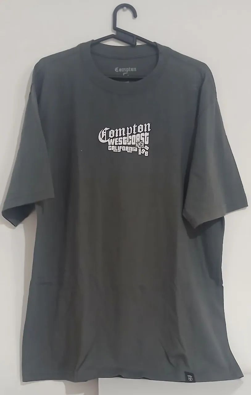 Camiseta cinza tamanho G 