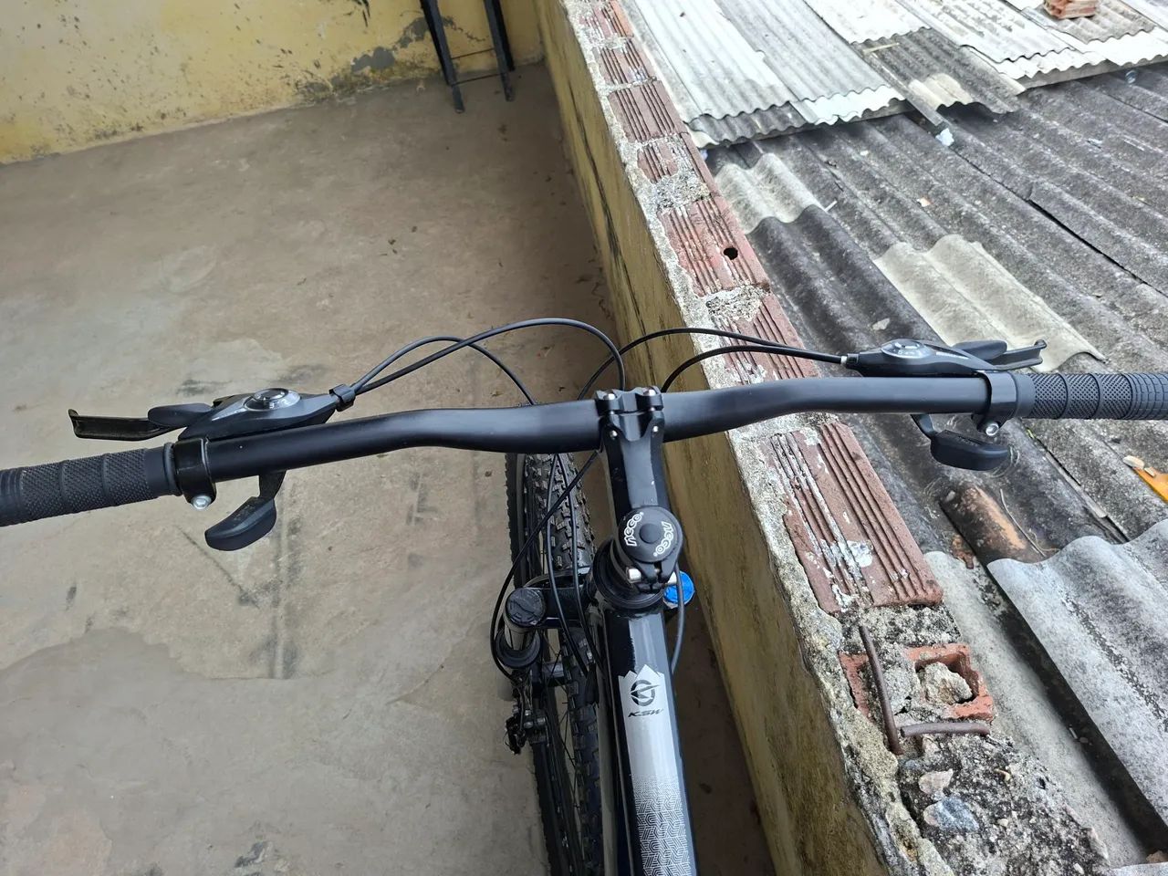 Vendo baike aro 29 ksw alumínio 24v câmbios shimano Mountain freio a disco  - Foto 5