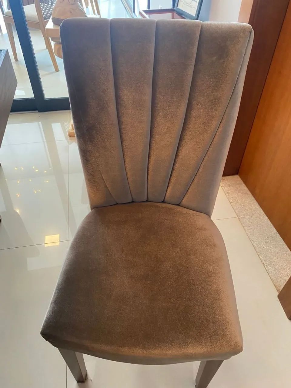 Vendo mesa de jantar com 8 lugares  - Foto 5