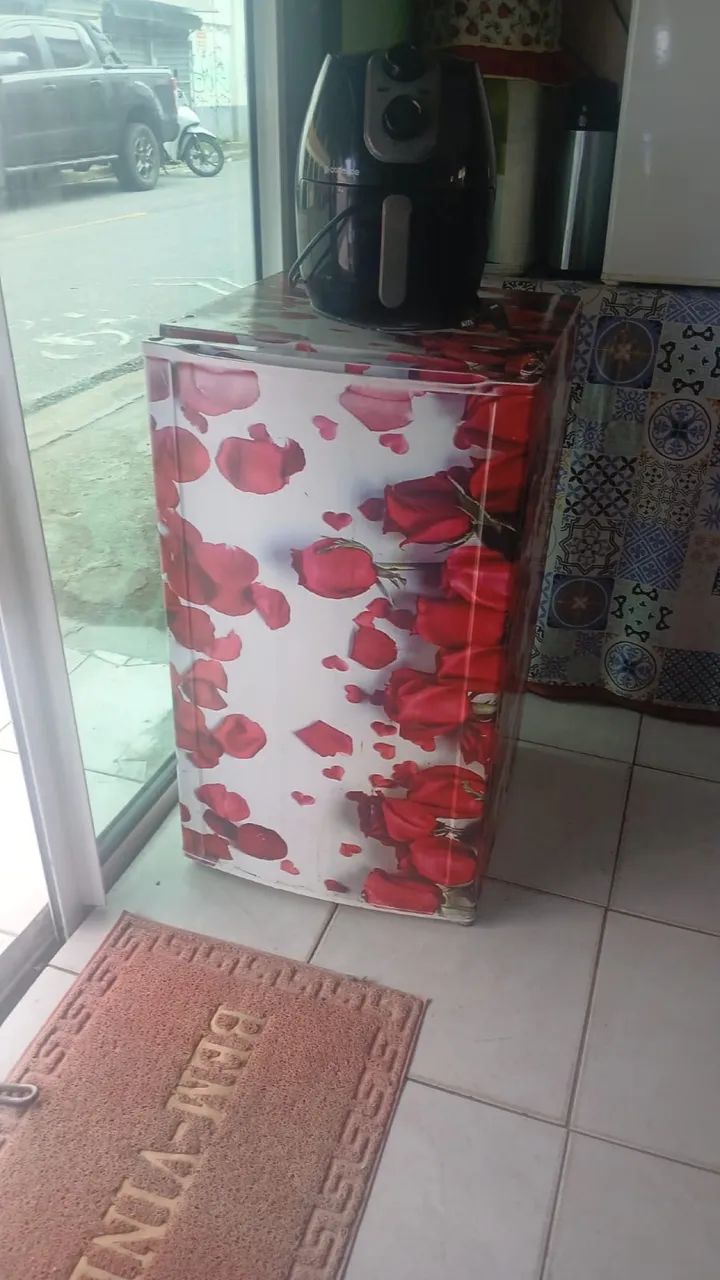 Vendo frigobar Eletrolux  - Foto 2