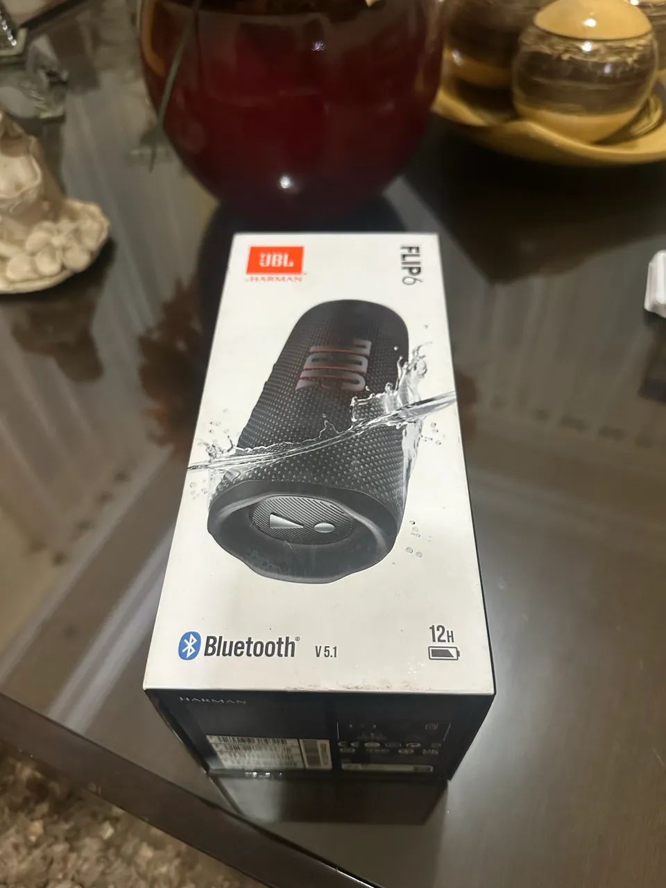 JBL Flip 6 na caixa