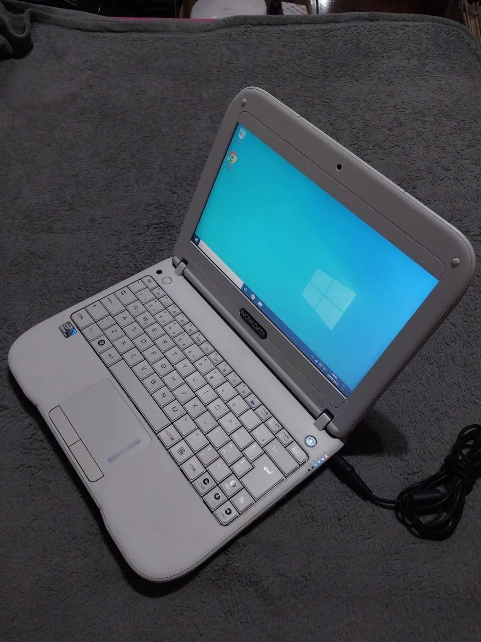 Netbook Novadata muito bonito e funcionando - Foto 3