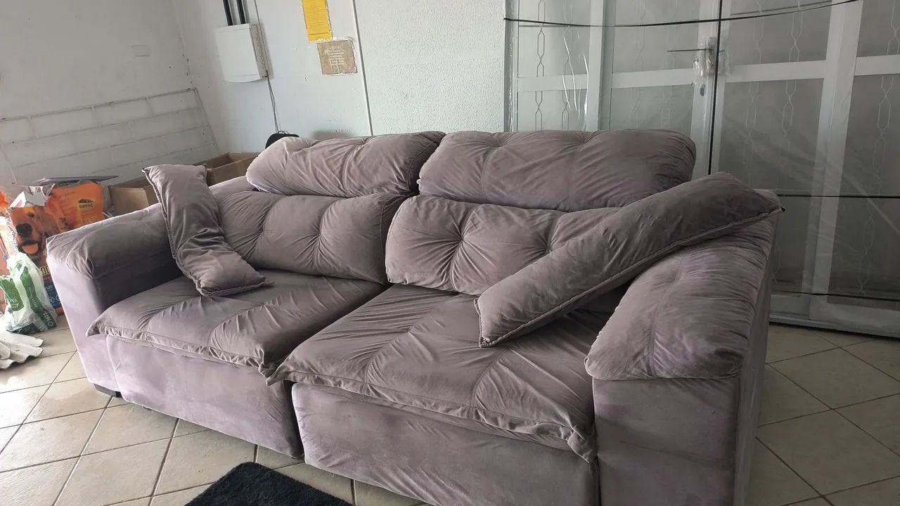 SOFA EM ÓTIMO ESTADO 2,60M 6 X SEM JUROS NO CARTÃO. - Foto 5