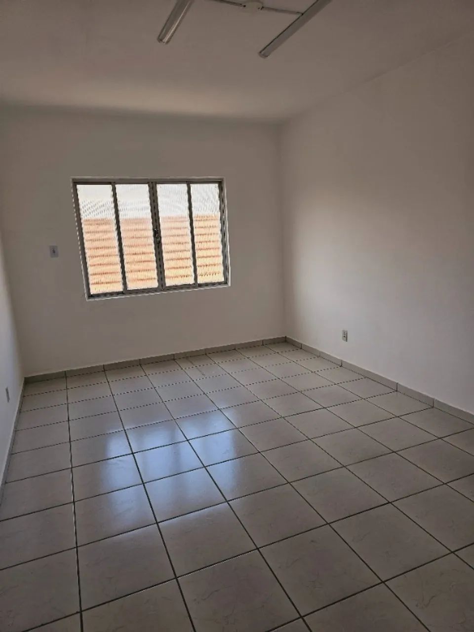 Excelentes Salas Comerciais em Santos