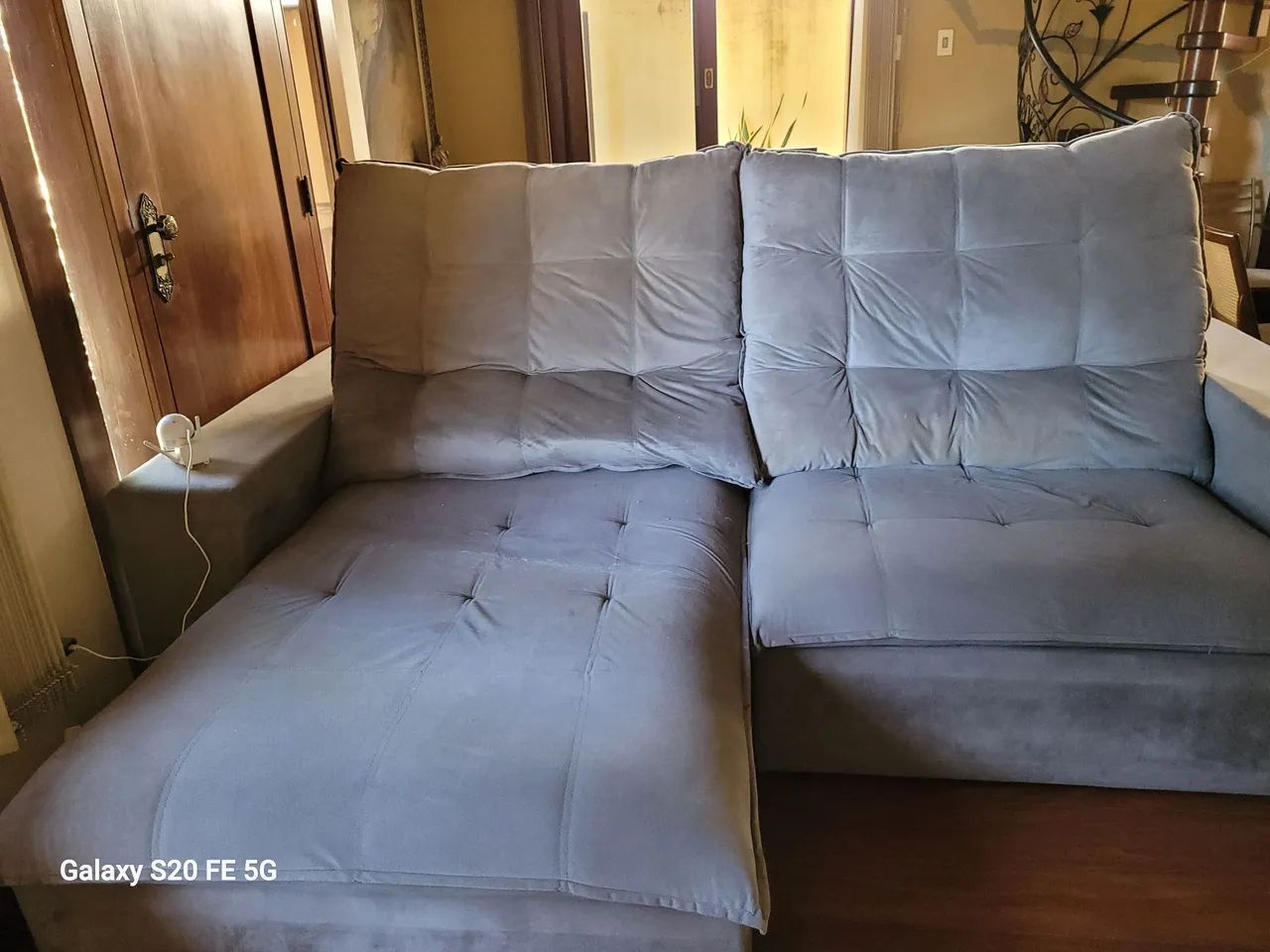 Sofá  retrátil 