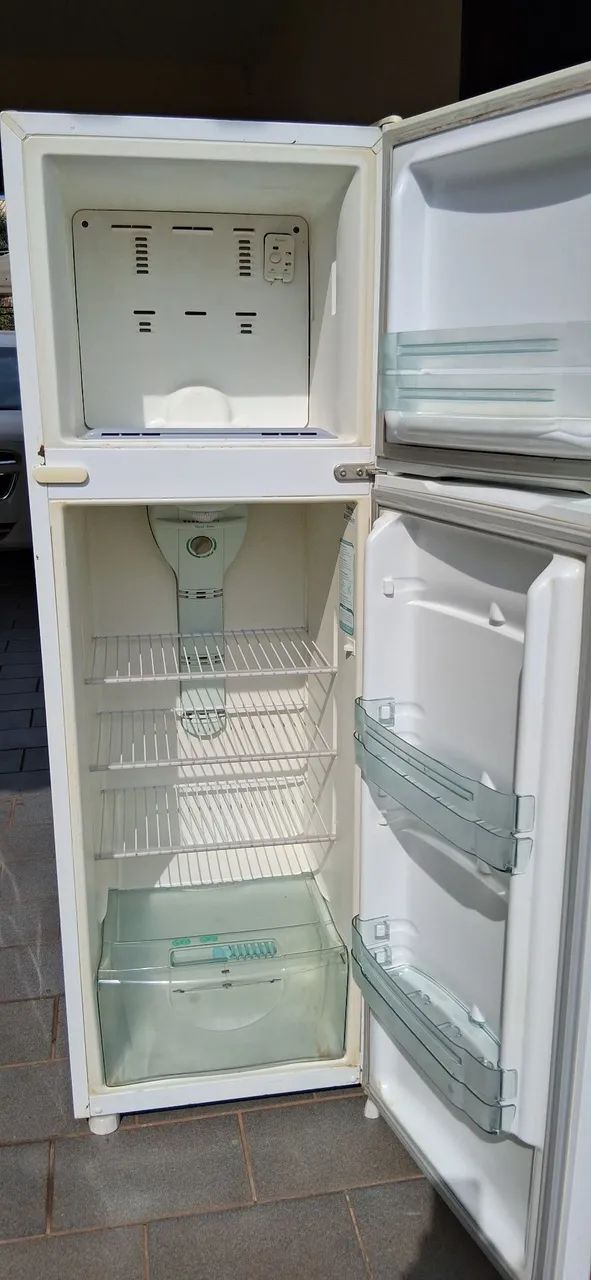 Cônsul dúplex frostefree 252ltrs  - Foto 2
