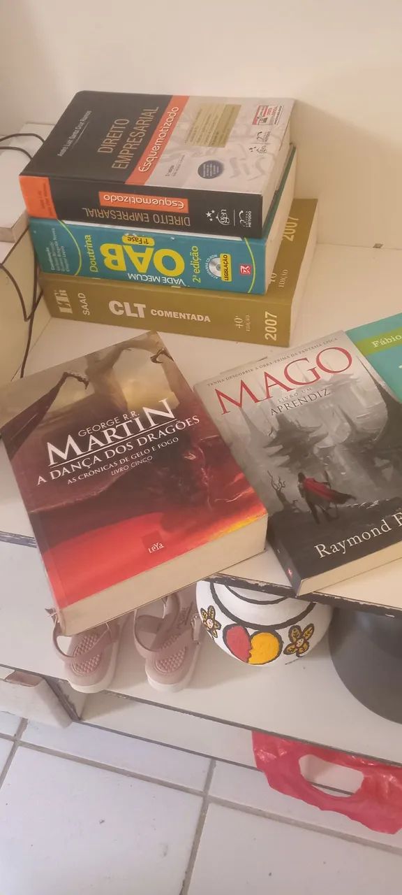 Livros diversos - Foto 4