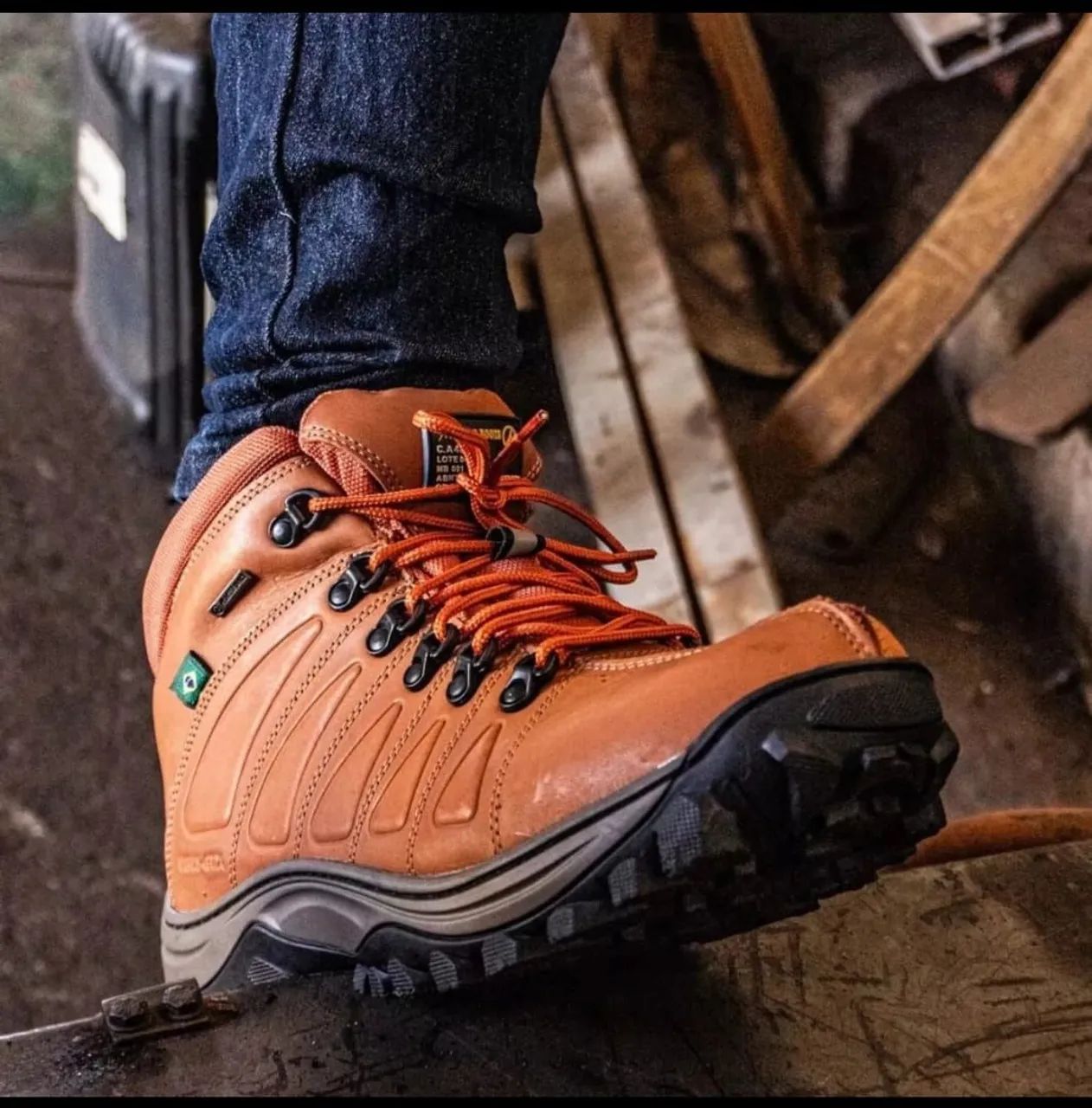Bota C A Urus Nova