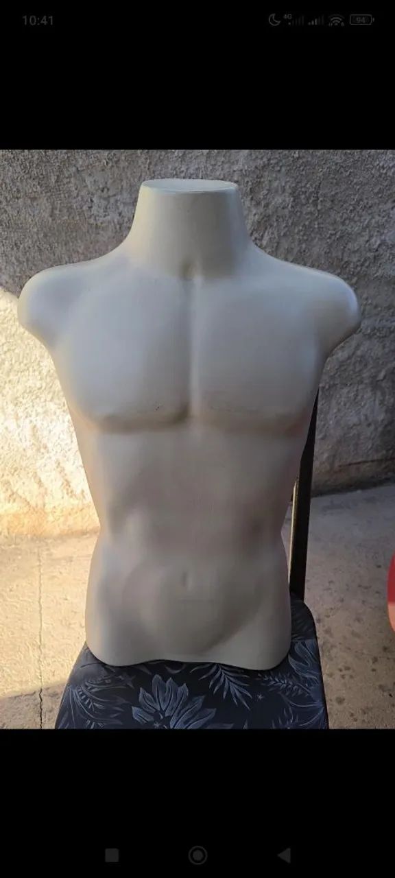 Vendo bustos feminino e masculino  - Foto 3
