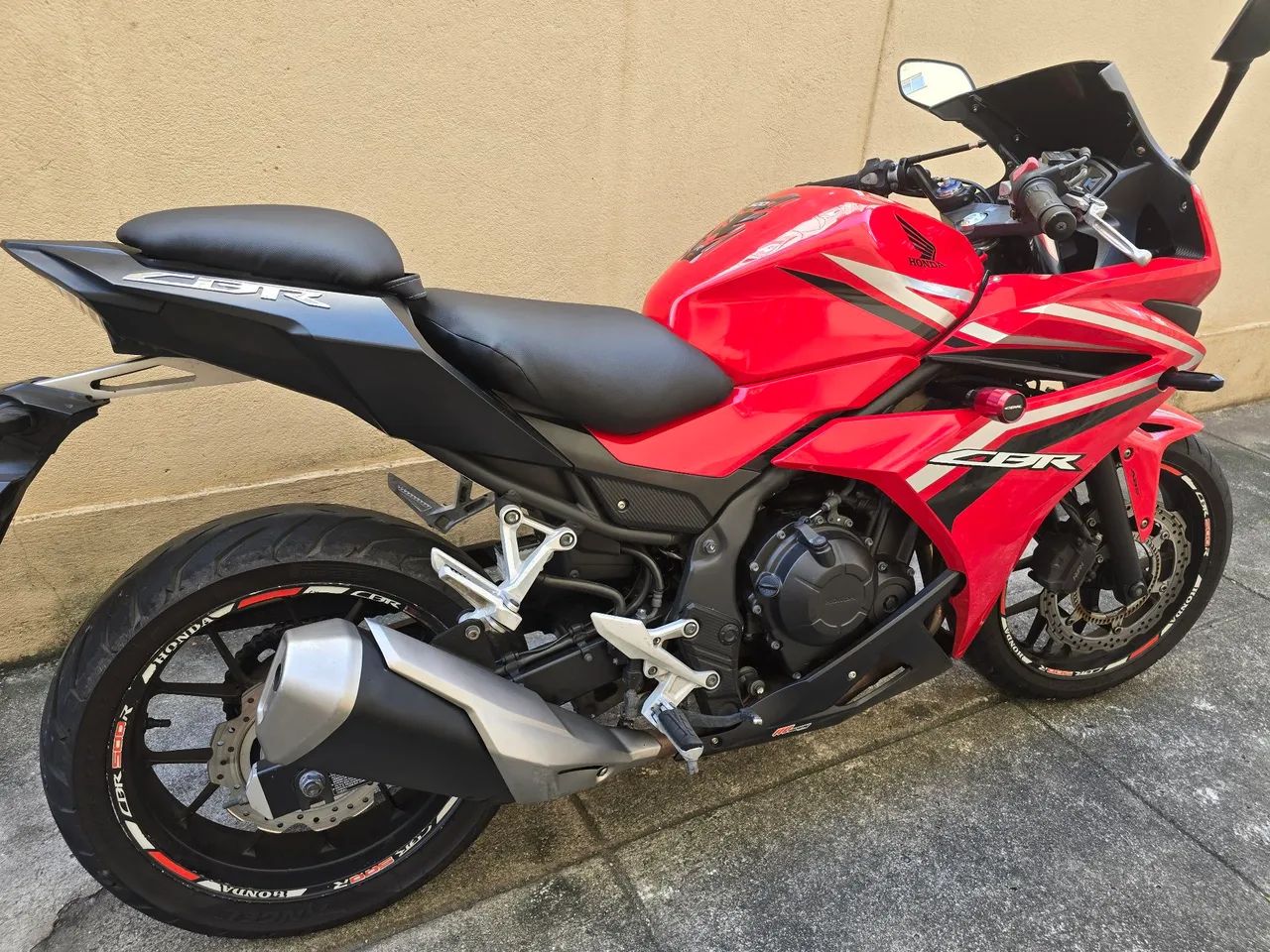 CBR 500R  ANO 2018 - Foto 4