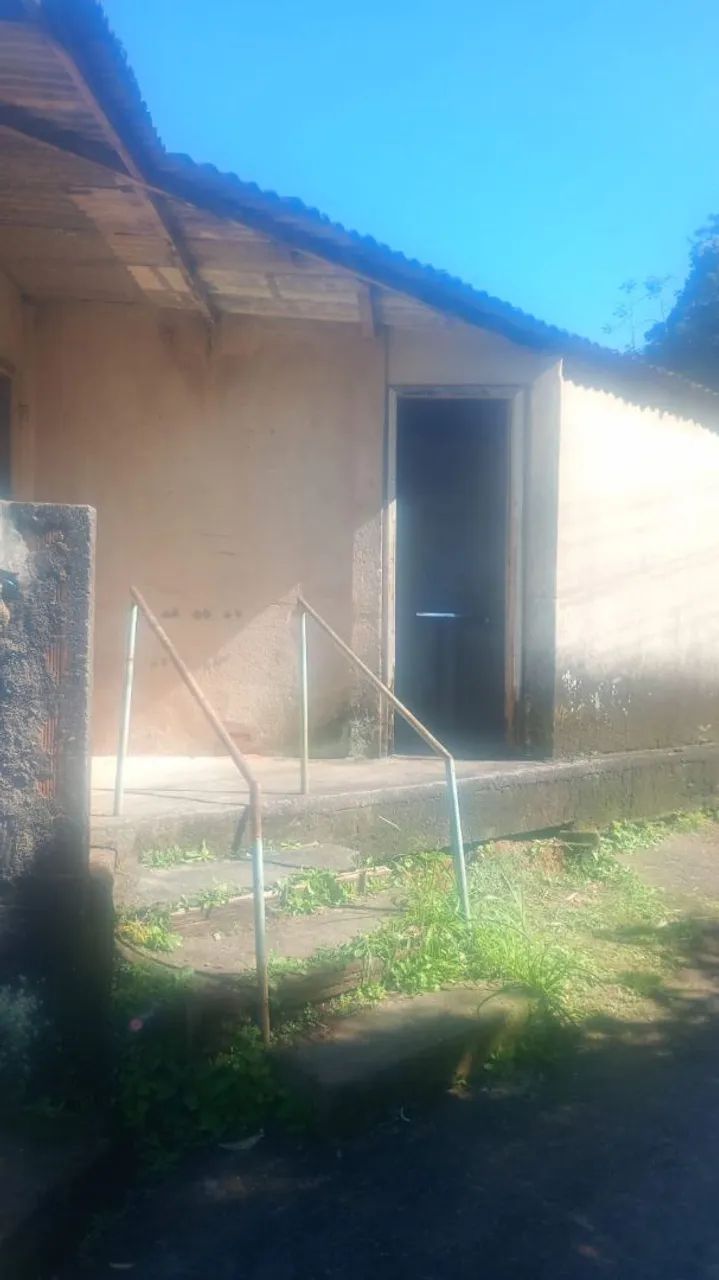 Vende-se Terreno com 2 casas  - Foto 2