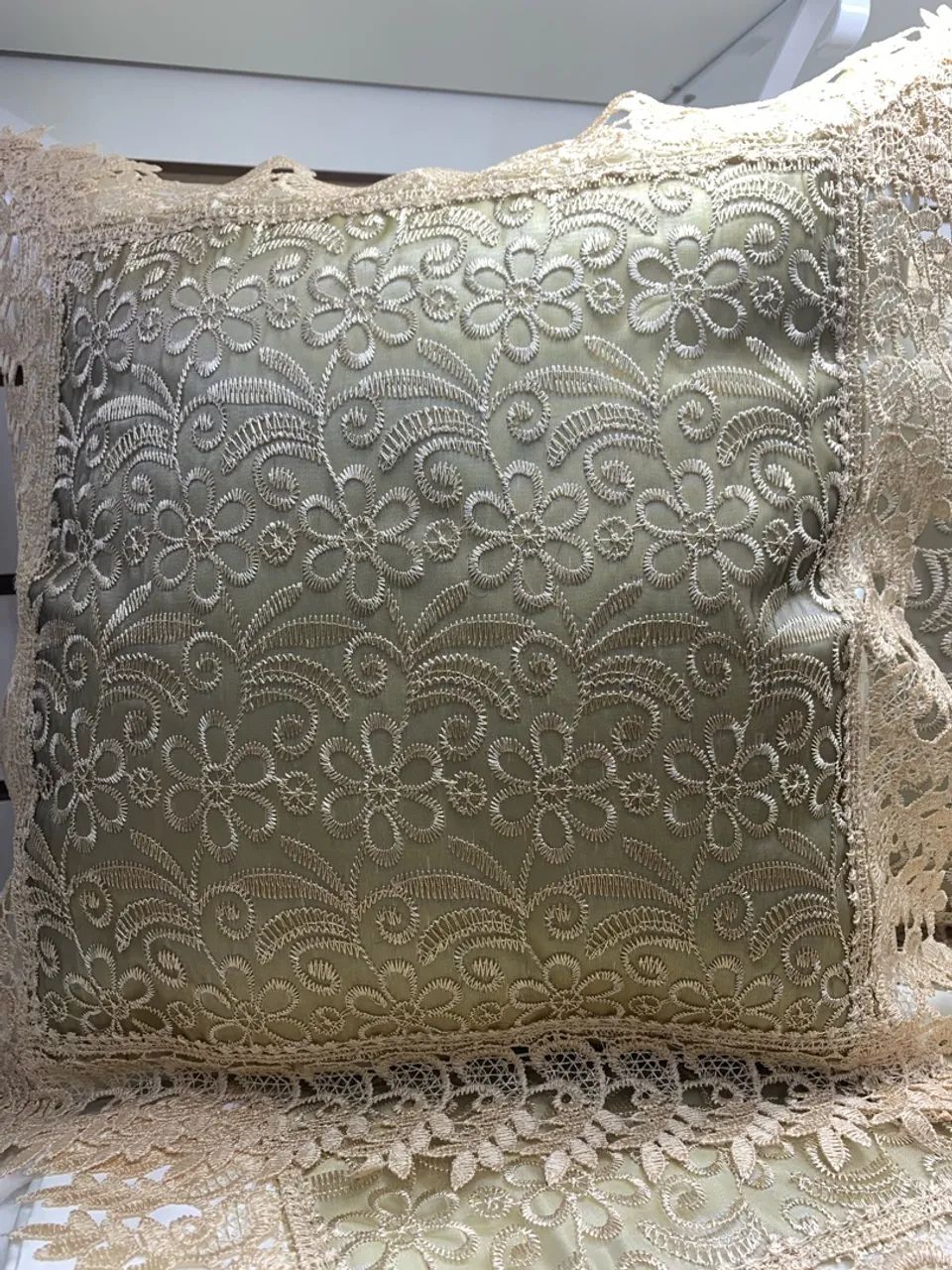 Capa de almofada rendada