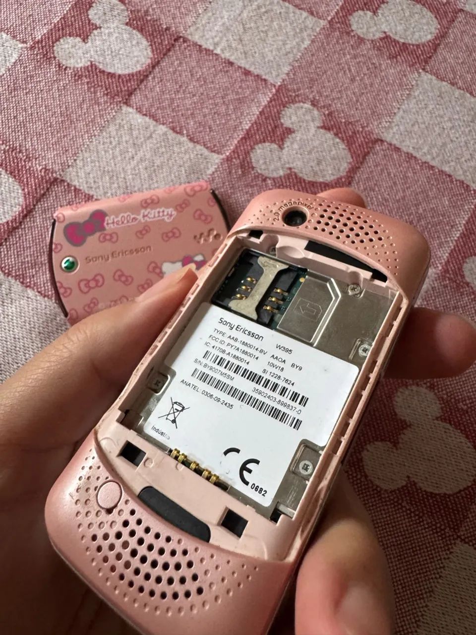 Sony Ericson w395 hello kitty  - Foto 4