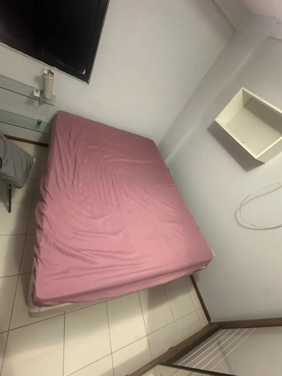VENDO CAMA + COLCHÃO  - Foto 3
