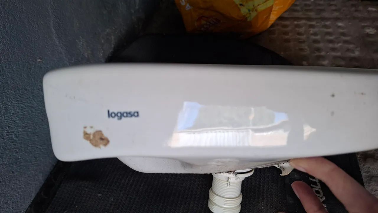 Lavatório suspenso Logasa - Foto 2