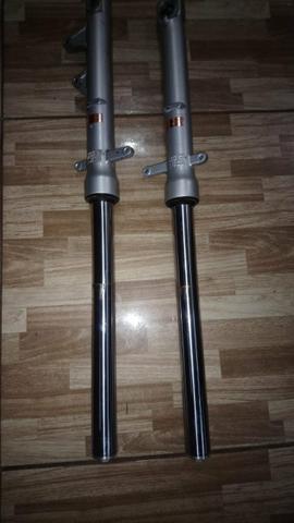 Par bengalas cb300