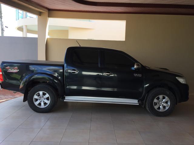Vendo Hilux SRV Auto - Foto 3