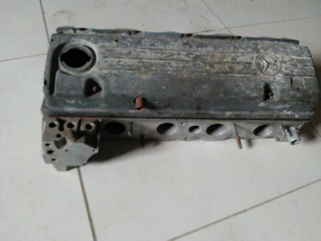 Cabeçote com tampa