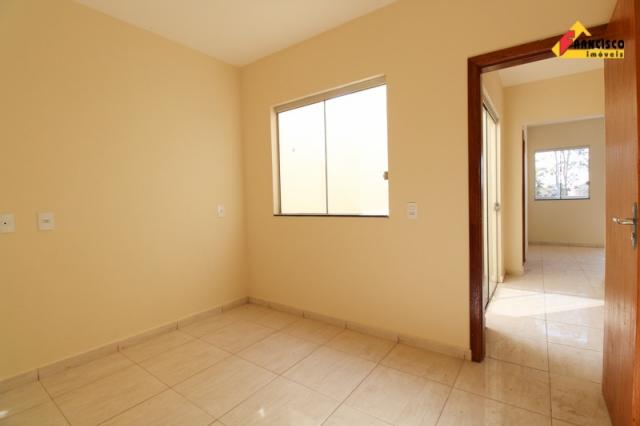 Casa residencial para aluguel, 3 quartos, 1 vaga, joão paulo ii - divinópolis/mg