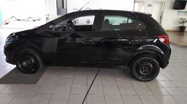 CHEVROLET ONIX LT 1.4 8V SPE/4 FLEX Preto 2014/2015 - Foto 9
