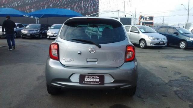 NISSAN MARCH SL 1.6 16V FLEXSTART Cinza 2015/2016 - Foto 10