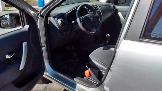 RENAULT LOGAN EXCLUSIVE NOVA SÉRIE 1.6 8V EASYR HIPOWER FLEX Prata 2014/2015 - Foto 5