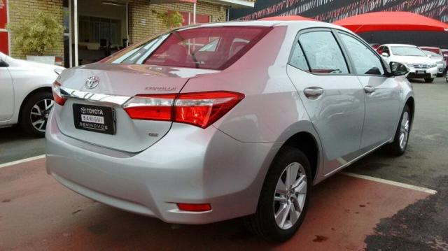 TOYOTA COROLLA GLI UPPER 1.8 16V CVT FLEX Prata 2015/2016 - Foto 4