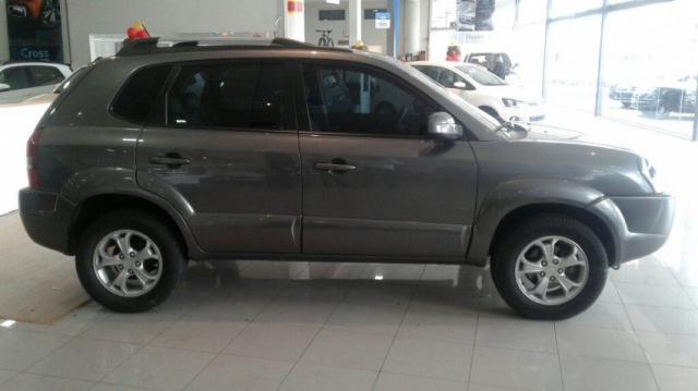 HYUNDAI IMP TUCSON GLS 4X2 2.0 16V AT FLEX Cinza 2015/2016 - Foto 7