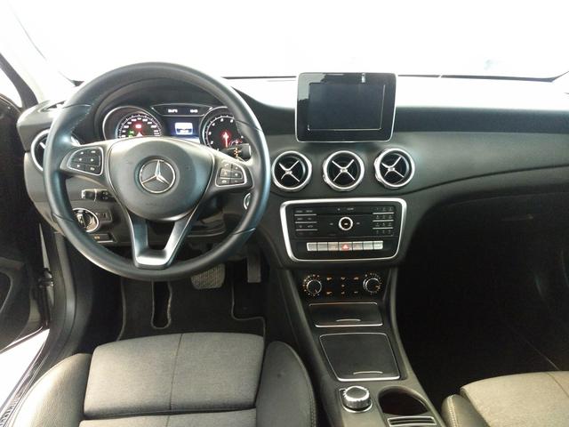 Mercedes GLA 200 Style 2018 - Foto 5