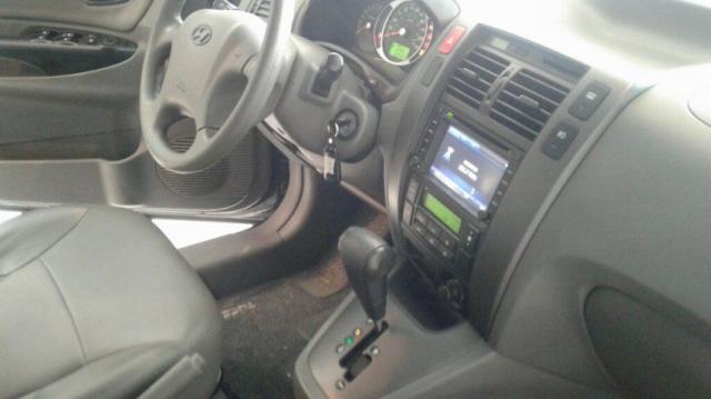 HYUNDAI IMP TUCSON GLS 4X2 2.0 16V AT FLEX Cinza 2015/2016 - Foto 14