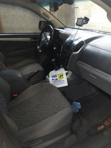 Venda s10 com garantia de procedência sem defeito pegar e viajar pra vender esta semana - Foto 5