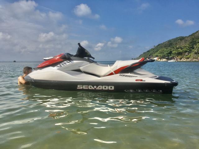 Jet SKI 2012 bem cuidado