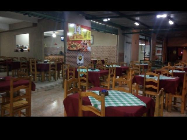 Vendo pizzaria