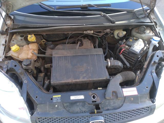 Fiesta Hatch 1.6 completo 2006/2007 - Foto 2