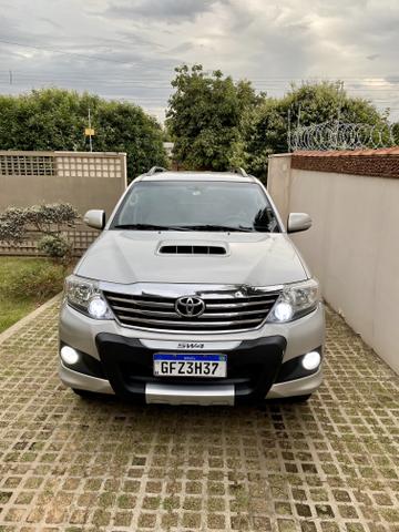Hilux SW4 3.0 aut 4x4 diesel 2012 abaixo da fipe!! - Foto 4