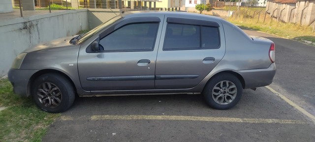 RENAULT CLIO EXPRESSION 1.0 2006