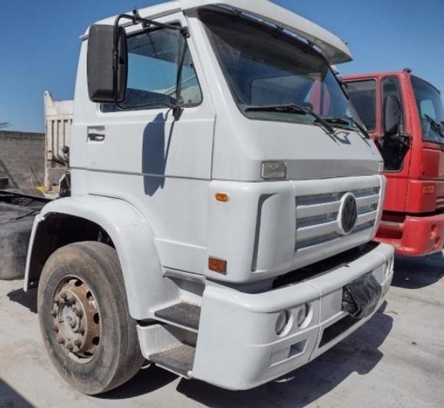 VOLKSWAGEN 15-190, EM DIAS E BEM CONSERVADO