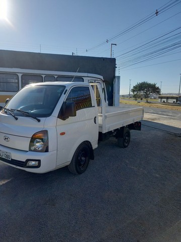 HYUNDAI HR 2.5 ANO 2015/2016