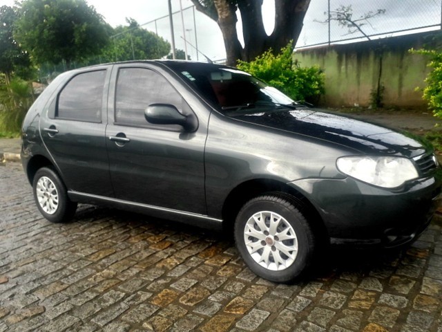 PALIO 2015 ECONOMY COMPLETO CONSERVADO