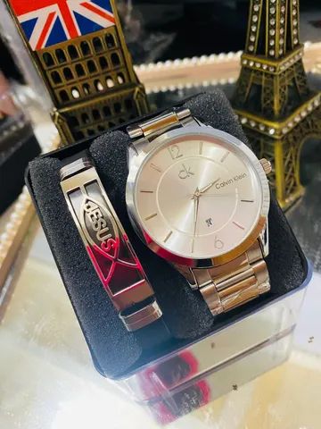 MODELOS A PROVA D'ÁGUA 