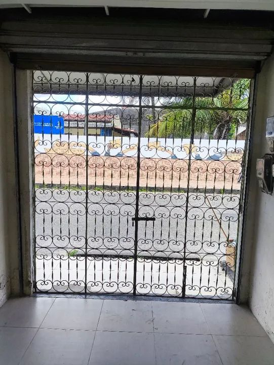 Portão de ferro resistente 2,15 L. X 2,34alt. Contato *