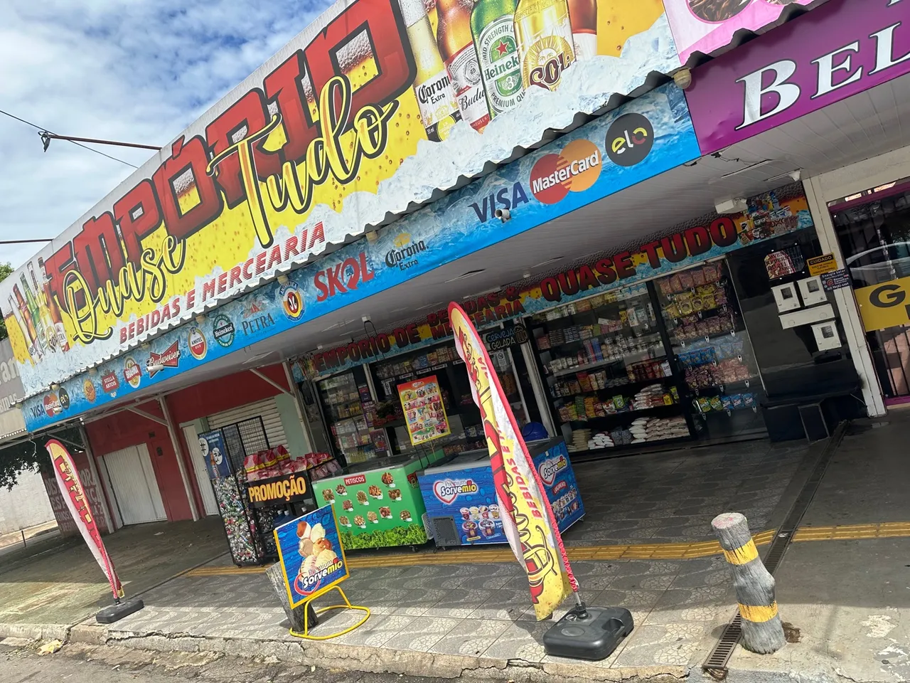Distribuidora e empório na cidade jardim, pra vender ou arrendar com fiador?