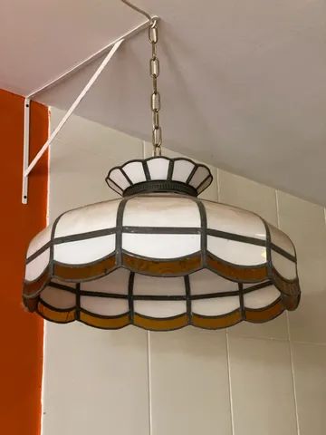 Luminaria antiga de vidro branca e laranja vintage lustre